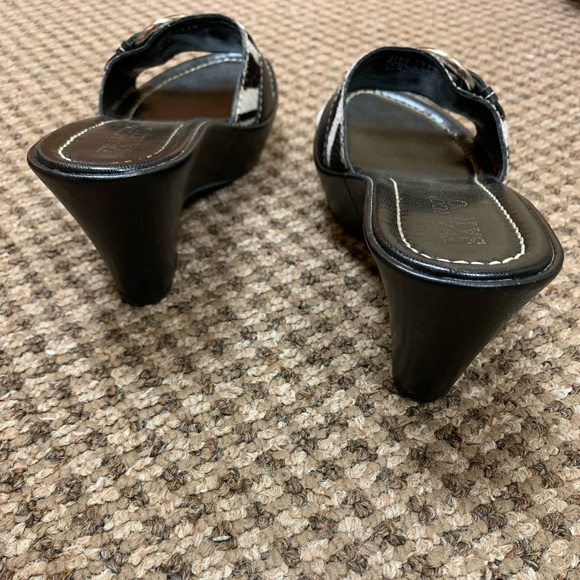 Franco Sarto Womens Calf Hair Zebra Print Black Leather Slide Sandals Heels - Picture 3 of 5